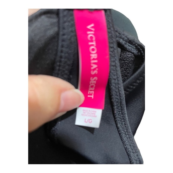 Victoria Secret womens New beach sexy bikini top beaded front black. Size Large - Picture 9 of 10